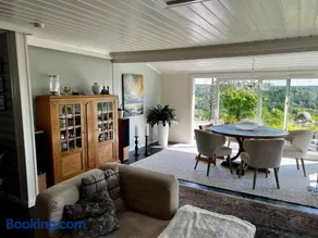 Son view - Image 2