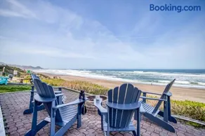 Sea Star Bella Beach - Image 1