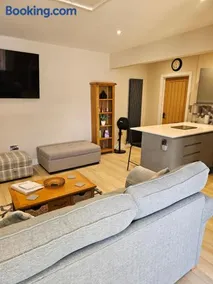 The Retreat - Image 5