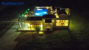 Parissis Eden Villas Skiathos, A Mediterranean Hideaway - Image 2