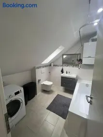 Zentral gelegenes Apartment in Mönchengladbach mit W-Lan MG08 - Image 3