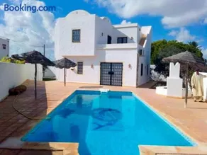 Villa avec piscine à Djerba, Zone touristique - Image 1