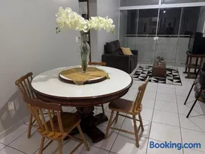 Apartamento Aconchegante em Localização Central - Image 1