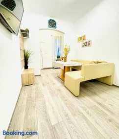 Cozy 3BR Apt for up to 9P, 10 Min to FAC Platz - Image 2