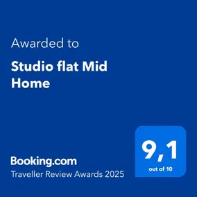 Studio flat Mid Home - Image 3