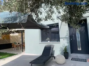 Waterview Villa - Image 1