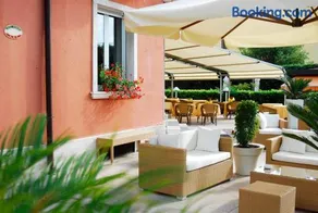 Hotel Benacus - Image 5