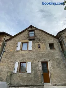 Maison individuelle à Chanac 2 Chambres 1 canapé lit Wifi Gratuit - Image 2