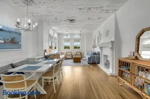 Penthouse Paradise on Palm Beach Island - Image 2