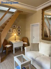 Le 25, Duplex élégant au cœur du piétonnier historique - Image 2
