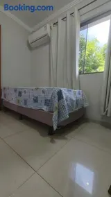 Sobrado grande disponível em ótima localização - Image 4