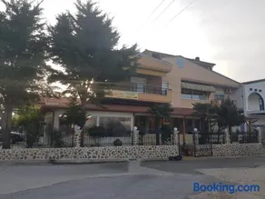 Kohyli Apartments - Image 3