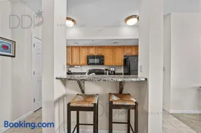 Legacy Tower II 1206 - Image 4