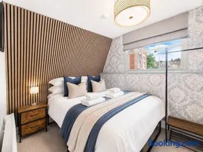 NEW High Street by Signature Stays - 2 Bedroom - Modern - Image 1
