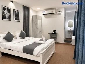 Zephyr inn Pondy - 100 Feet Road , Near Indra Gandhi statue, Opposite RTO - Image 2