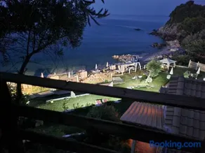 La Baia Guest House - Image 3