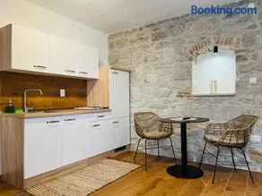La Taberna - Image 4