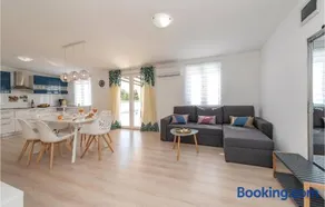 Gorgeous Home In Pakostane With Kitchen - Image 2