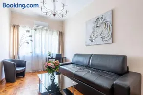 NOTRE DAME - Huge sunny modern 2BR flat - Terrace - Image 2