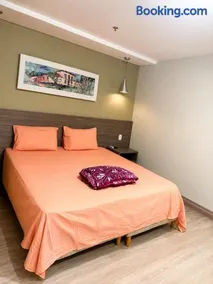 Acomodacao com vista, recepcao, garagem e prox Shop Nova Iguacu - Image 1
