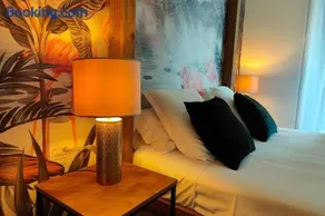 Suites JM - Le temps d'une Escale (Jacuzzi & Vue Mer) - Image 1