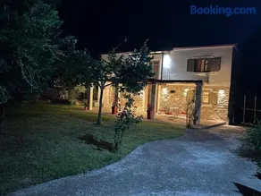 La Villa De Rosses- Sana Halkidiki - Image 2