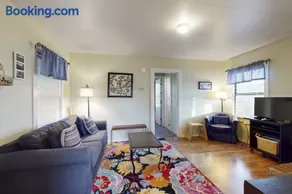 Greenwood Beach Cottage - Image 2