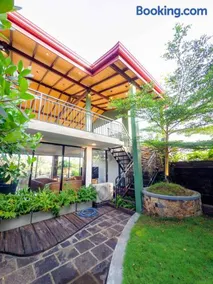 Marine Sky Apartment - Image 3