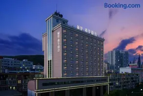 Lanmei Xihua Hotel - Image 1