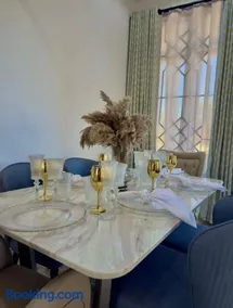 SC Luxury Home - Image 5