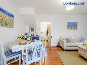2 Bed in New Milton oc-62083 - Image 5