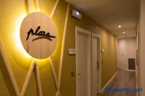 Hostal Plaza - Image 2