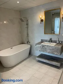 Damac Al Jawharah Tower Apartments - Image 3