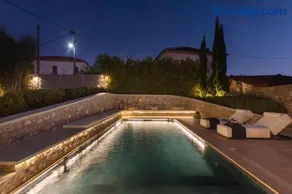 OD Luxury Villa - Image 1