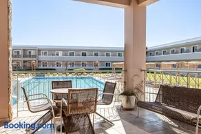 Aegean Bay Hotel - Image 2