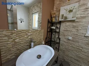 I.K. APARTMENTS - Image 3