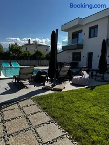 Luxury Villa Plaka Litochorou with Pool - Image 2