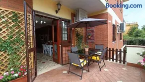 Rome Charm House - Image 3