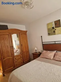 APARTAMENTO EN SEGUNDA LINEA DE MAR, WIFI & A.C - Image 3