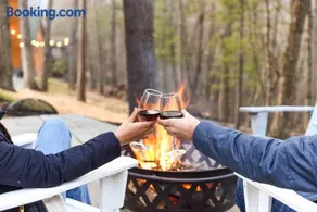 Family Getaway 1 min to Bryce Resort KING Bed Fire Pit - Image 2