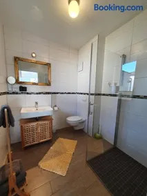Villa-Panter - Image 3