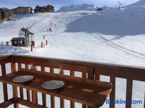 Front de neige PLAGNE VILLAGES Duplex 6 pers 2 ch ski aux pieds exposé SUD 2050 m - Image 1