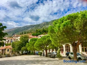 Delphi celebrity v i p the navel of the Earth, CENTER-DELPHI-penthouse galaxy&sky panoramic view, harmony&YOGA - Image 1