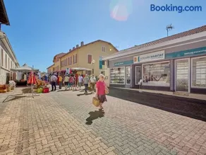 Studio lumineux pour 2 personnes avec balcon, parking et animaux admis - Image 2