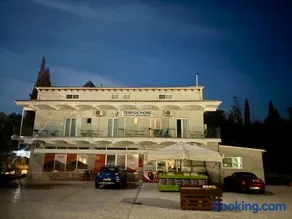 Terpsichore Boutique Appartments - Image 3