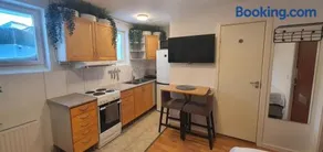 Studio apartment near metro and forest! - Image 3