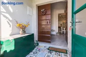 Apartment in Benkovac with a hot tub - Image 1