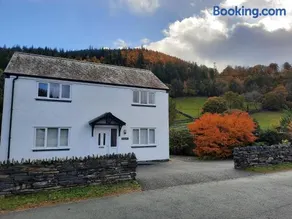 Hendre Wen luxury cottage in Betws y Coed - Image 2