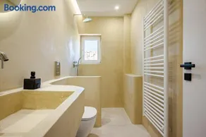 Kyma Haven Beachfront with Rooftop Jacuzzi - Image 2