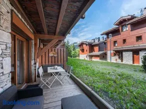 Appartement familial à Courchevel avec terrasse et parking couvert - FR-1-563-25 - Image 3